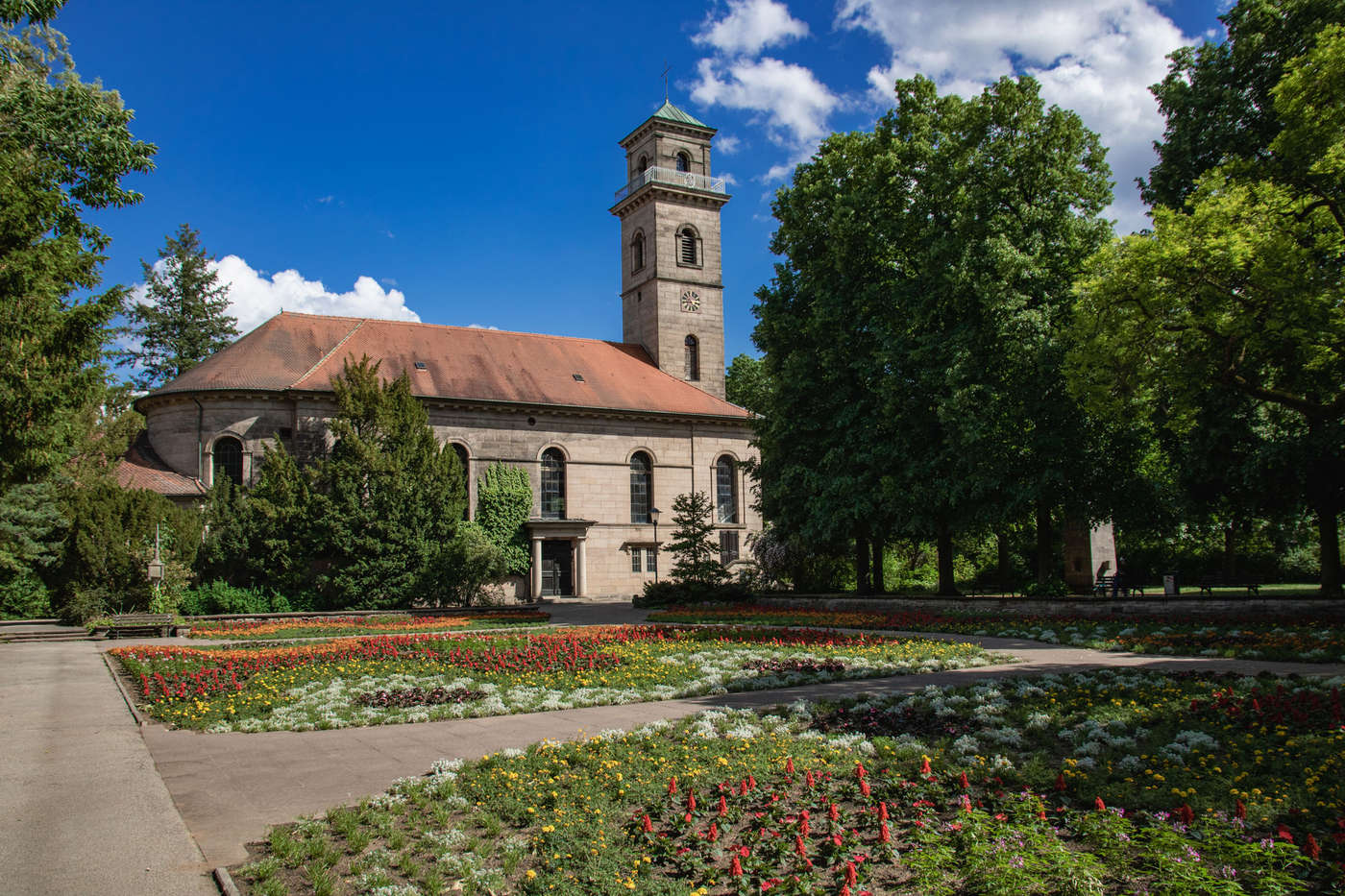 Blumenmeer und Architekturwunder