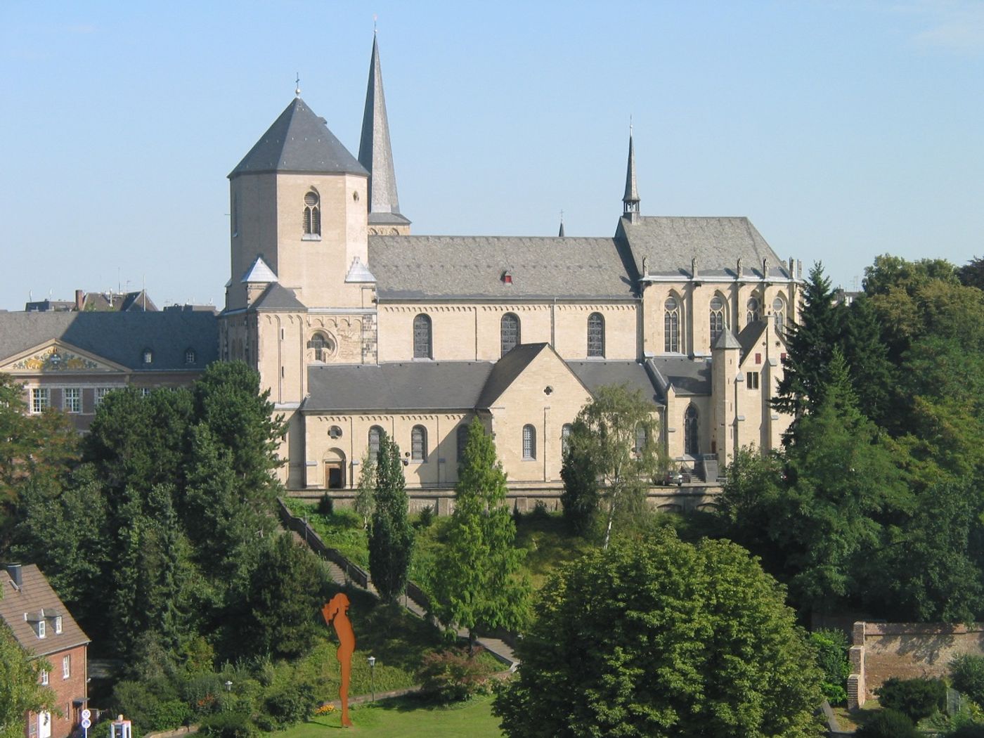 Geistliches Zentrum mit tausendjähriger Geschichte