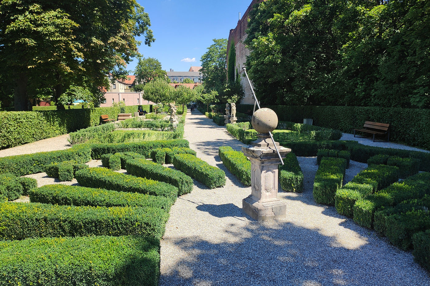 Barocke Gartenkunst genießen