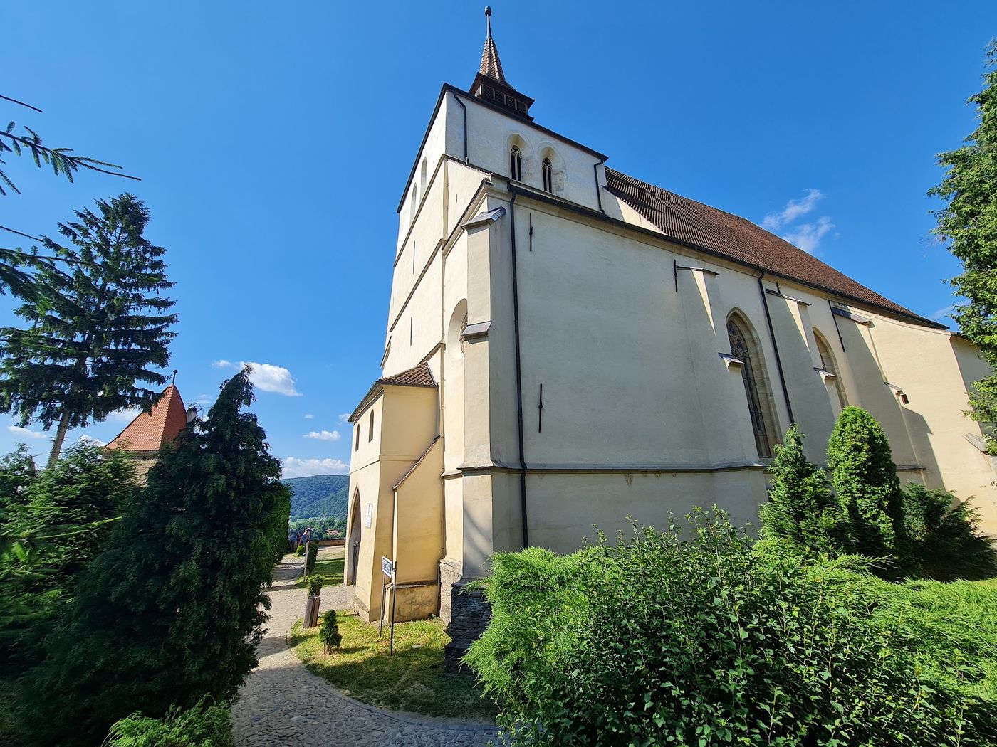 Historische Kirche mit Aussicht