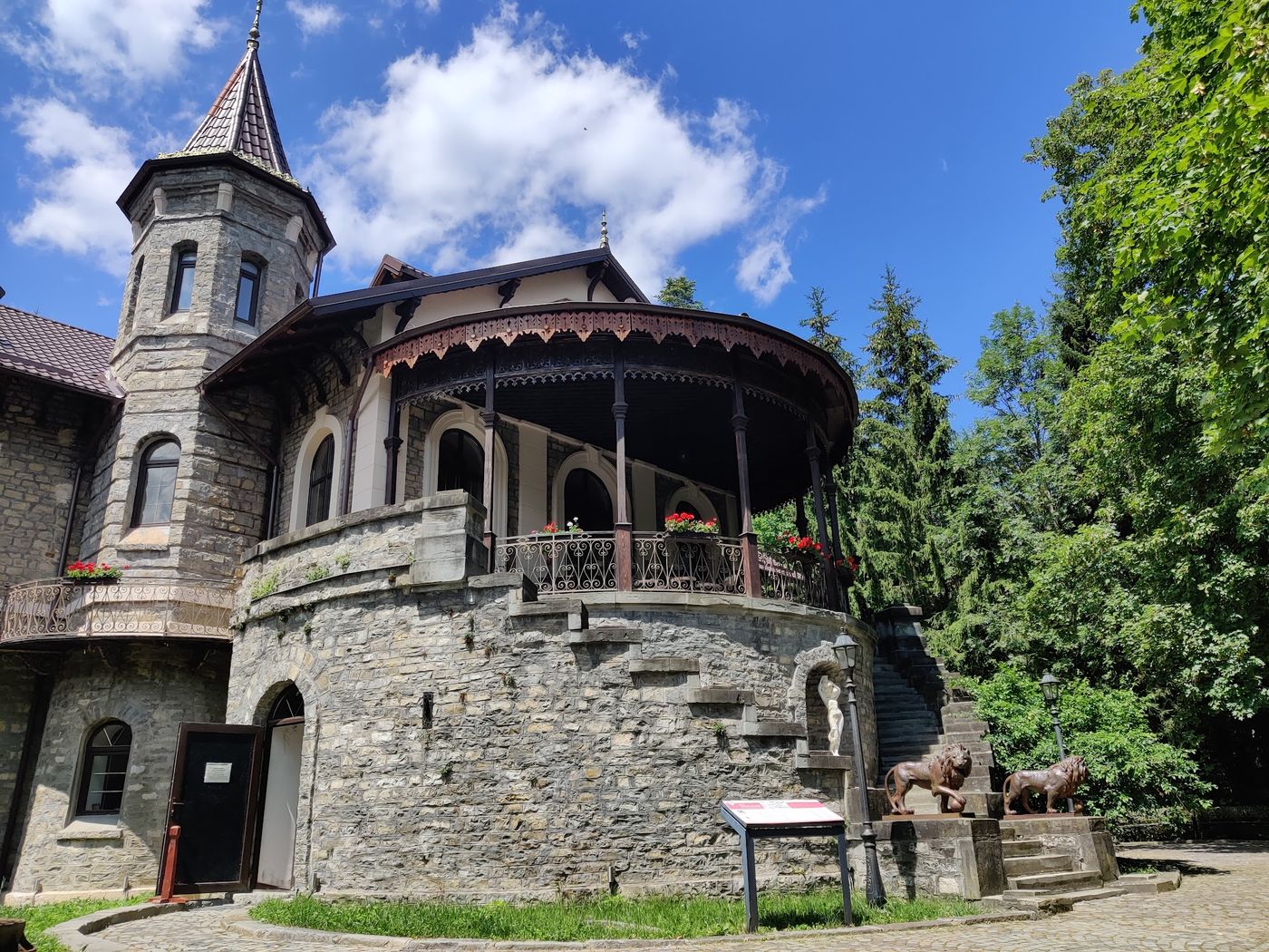 Das älteste Gebäude Sinaia entdecken