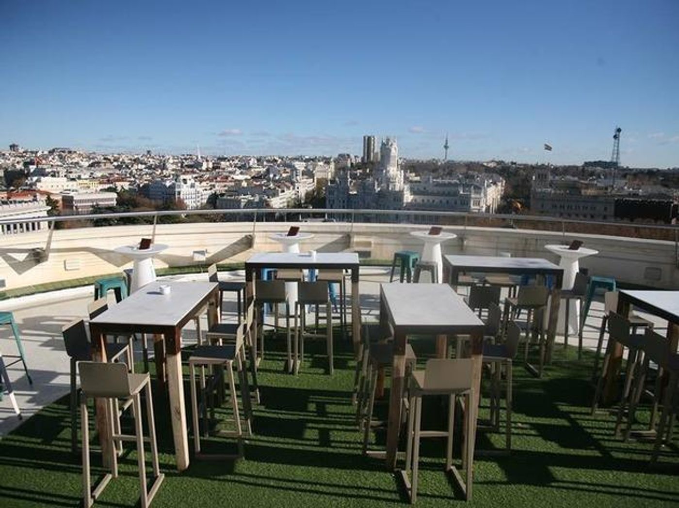 Kunst & Aussicht über Madrids Dächer