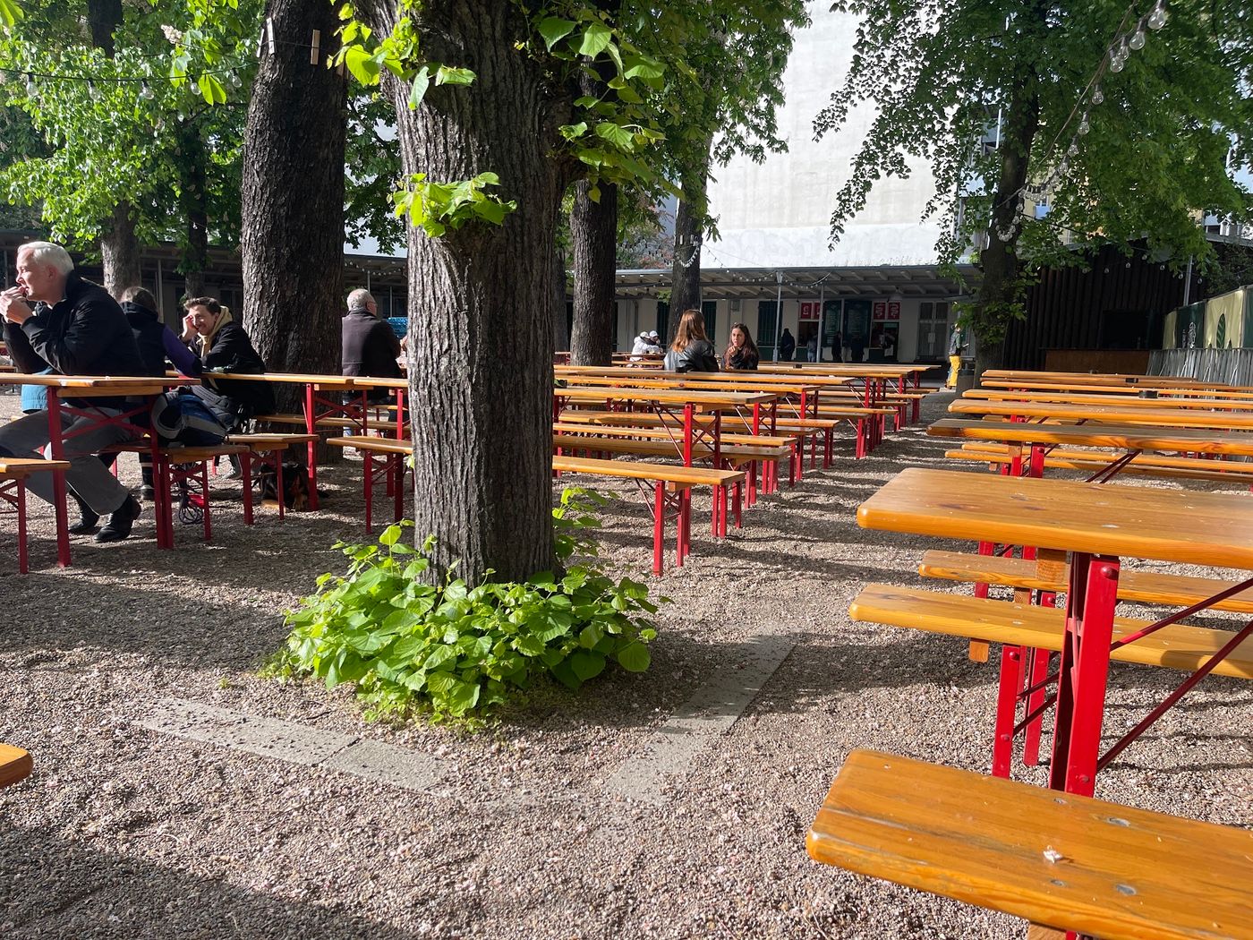 Berlins ältester Biergarten unter Kastanien