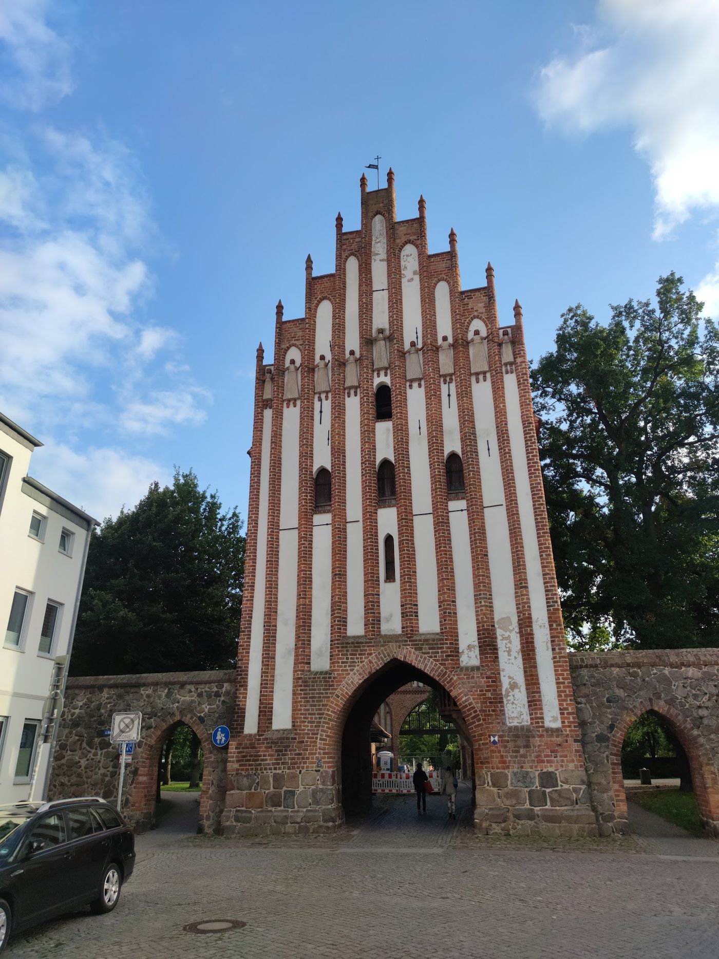 Historisches Tor mit faszinierender Architektur