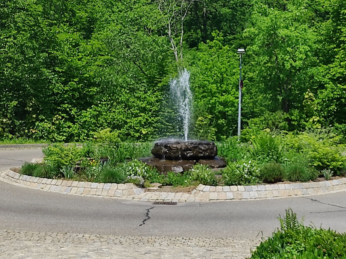 Entspanne in den heilenden Wassern der Therme