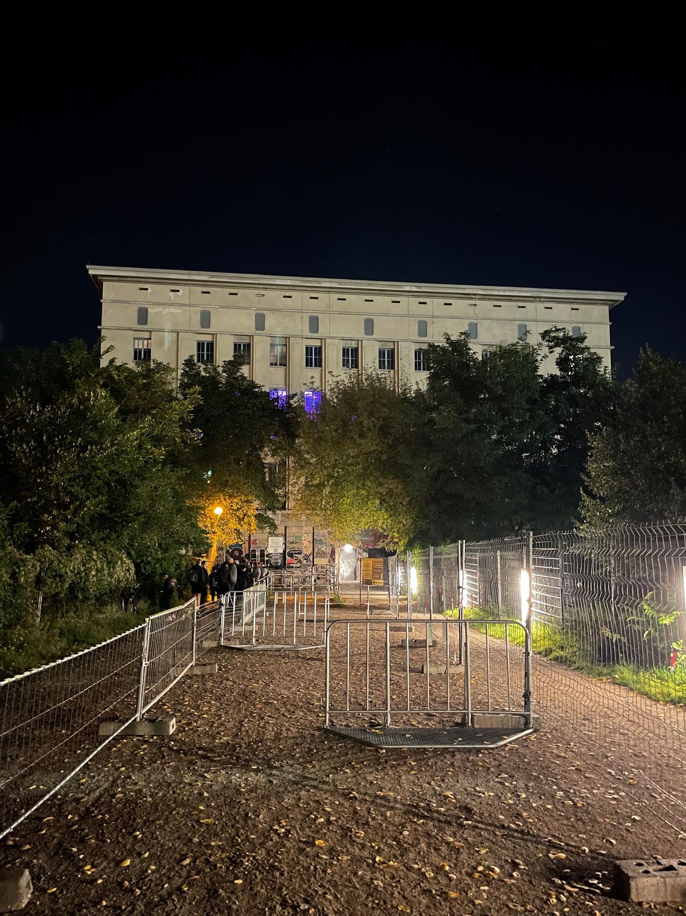 Ikonisches Nachtleben und Techno-Kultur in Berlin