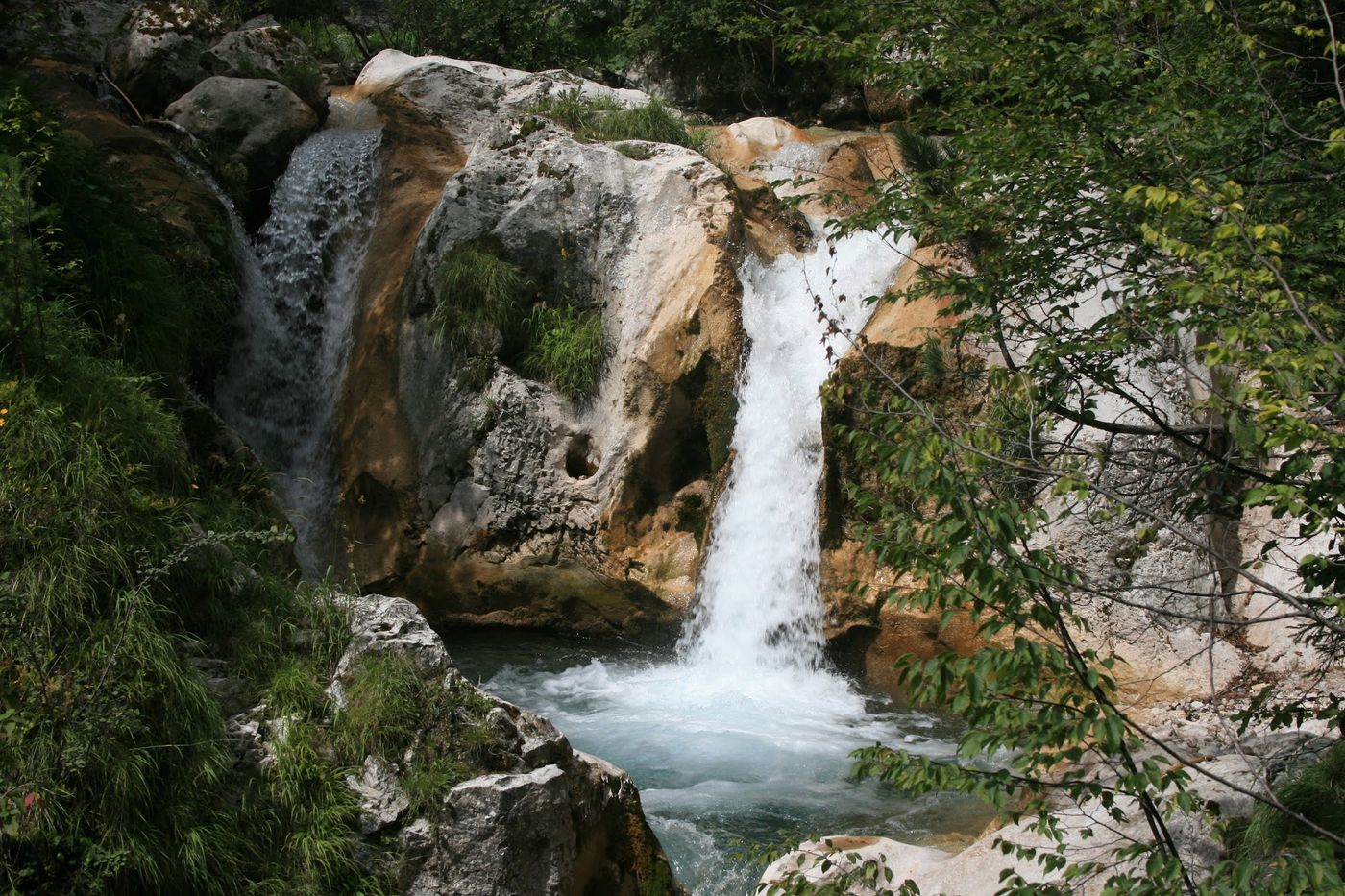 Naturwunder in wilder Schlucht