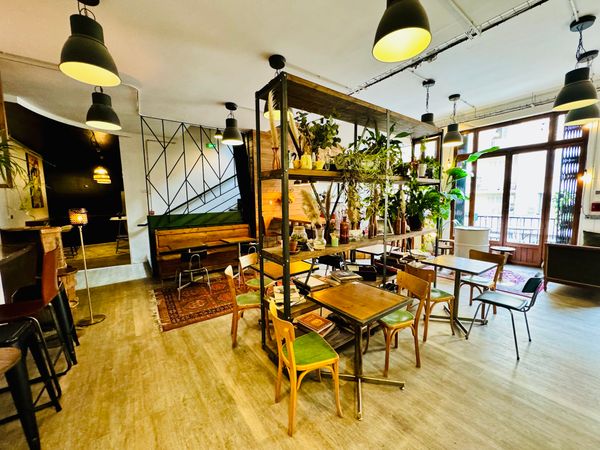 Familienfreundliches Café im Herzen von Le Panier