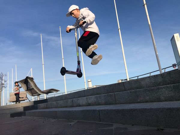 Aktiv sein auf der Inline-Skating-Bahn