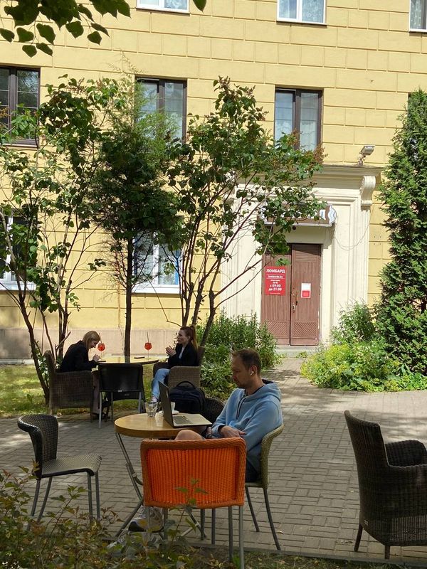 Perfekter Kaffee für Arbeitsbienen