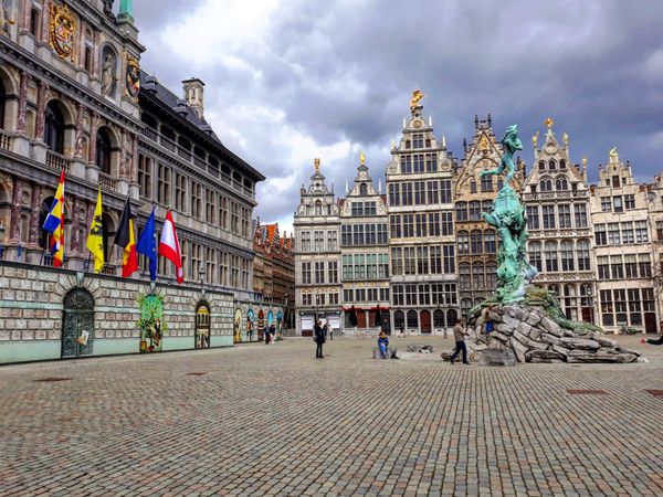 Herzstück Antwerpens mit atemberaubender Architektur