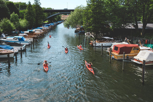 Kajakabenteuer in der Stadt