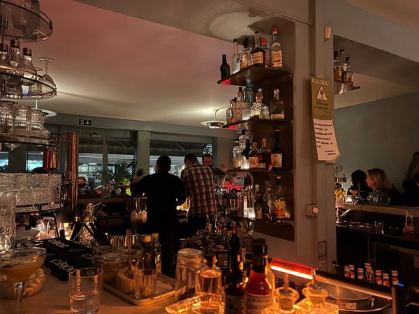 Kreative Cocktails in Bohème-Atmosphäre