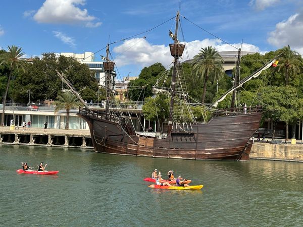 Entdecke Seville vom Wasser aus