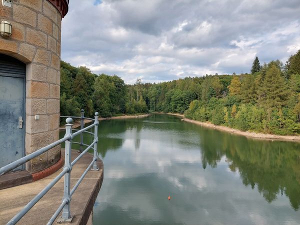 Historische Spaziergänge an der Talsperre