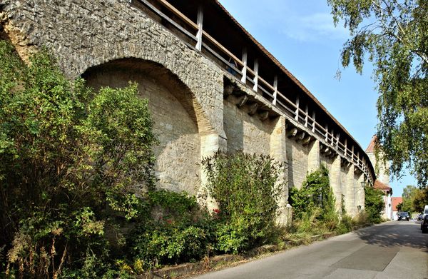 Auf historischen Pfaden wandeln