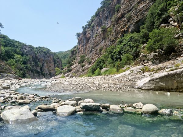 Heilende Thermalquellen in der Natur