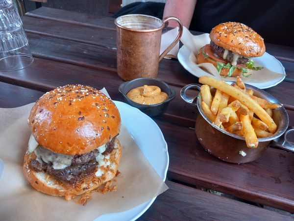 Burger und Eleganz kombiniert