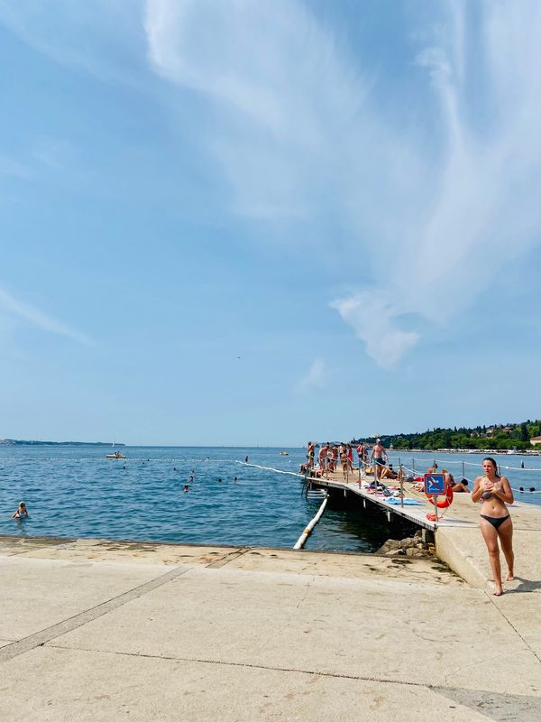 Sonnenbaden am Sandstrand