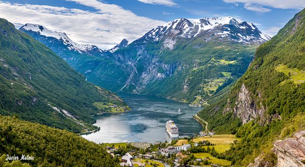 Tauche ein in die Welt der Fjorde