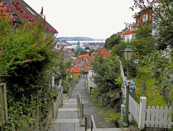 Geheimer Aussichtspunkt über Bergen