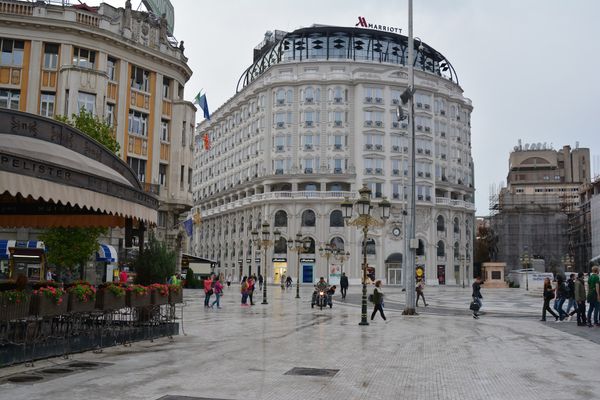 Lebendiges Zentrum Skopjes erleben