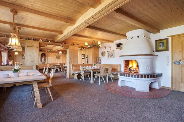 Historische Gastlichkeit hoch am Berg