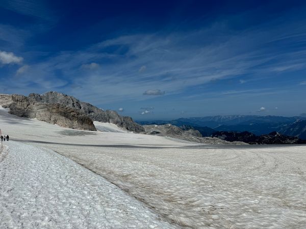 Atemberaubende Aussichten vom steirischen Gletscher