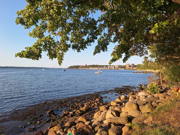 Maritimes Flair mit Blick aufs Wasser