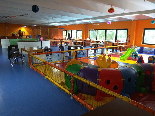 Spiel und Spaß im Kinderland Igel Mizzi