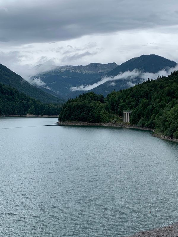Kajakfahren auf dem kristallklaren Sylvensteinsee