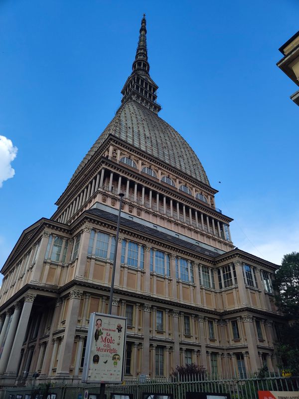 Wahrzeichen Turins mit atemberaubender Aussicht