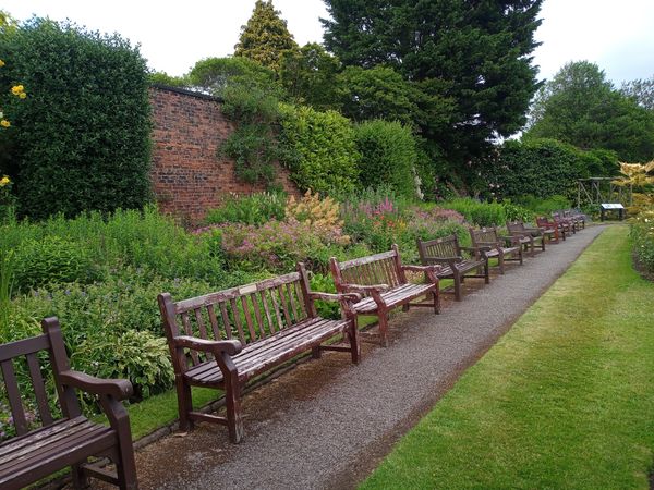 Verstecktes Gartenparadies in Woolton