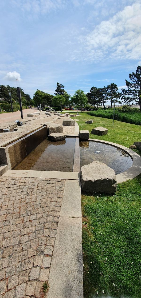 Spielspaß am Wasserspielplatz