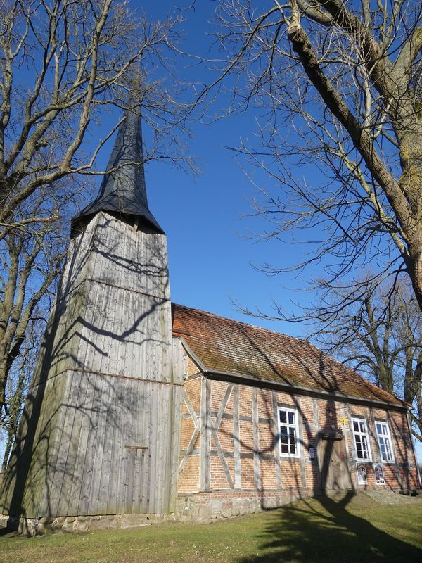 Historische Dorfkirche mit Charme