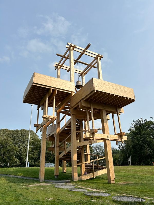 Moderne Kunst trifft historisches Brügge