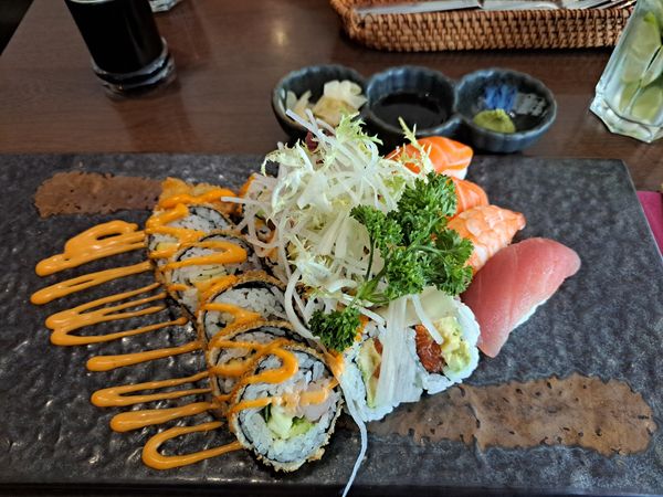 Tauche ein in die Welt des Sushi