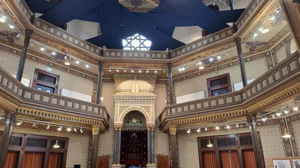 Einblick in die jüdische Geschichte und Architektur