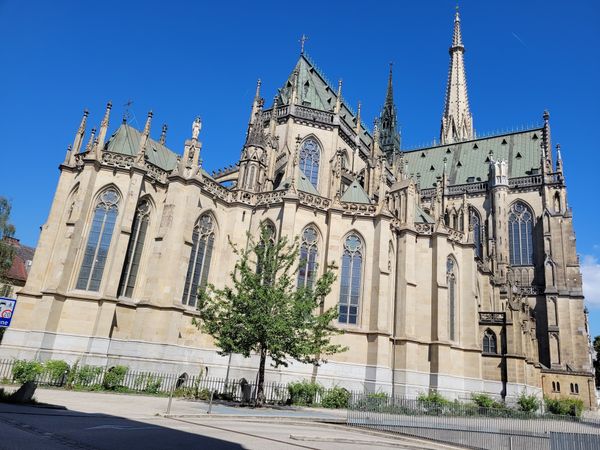 Einmal Eremit sein im Turm des Mariendoms