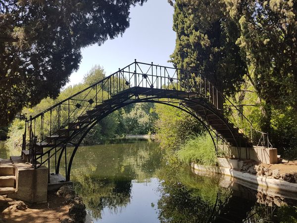 Ein englischer Garten voller Geheimnisse