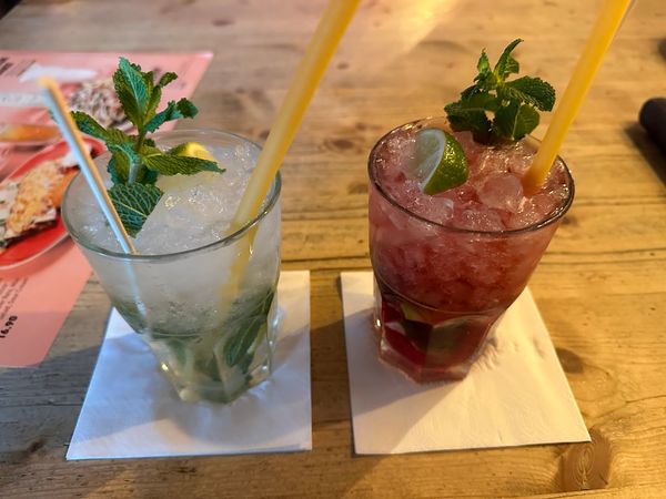 Cocktails und mexikanisches Essen