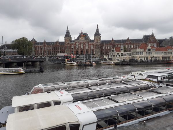 Amsterdam vom Wasser entdecken