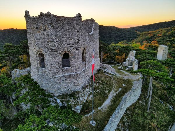 Historische Ruine mit malerischem Ausblick