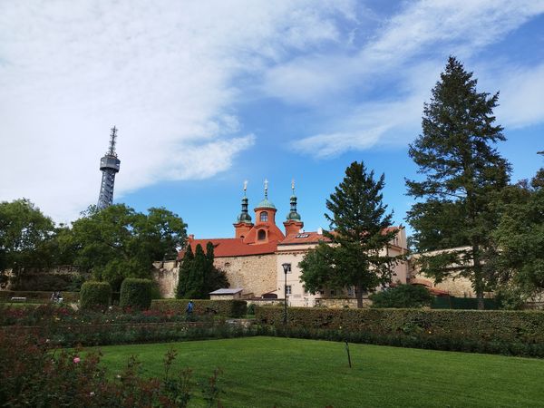 Atemberaubende Panoramen und grüne Erholung