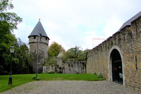 Zeitreise durch Maastrichts Mauern