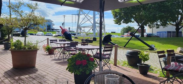 Maritimes Essen im Schleusenwärterhaus