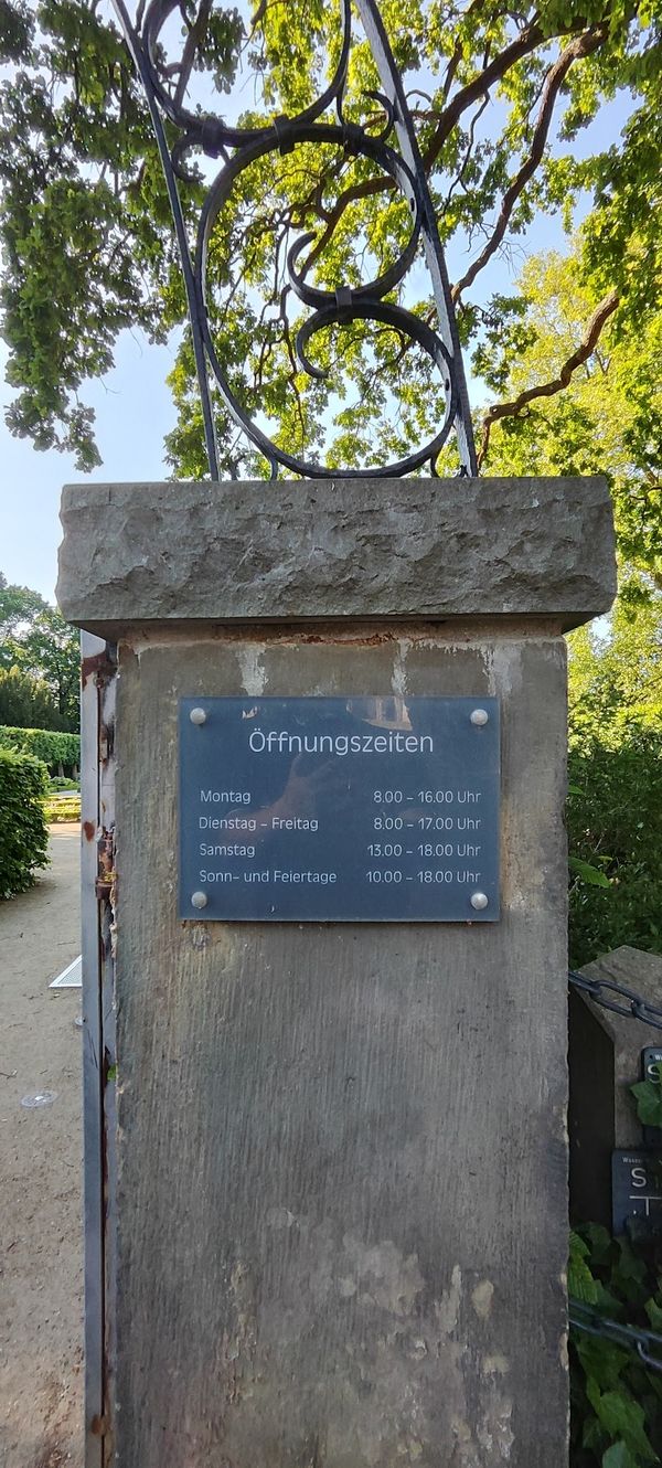 Historische Eleganz im Barockgarten erleben