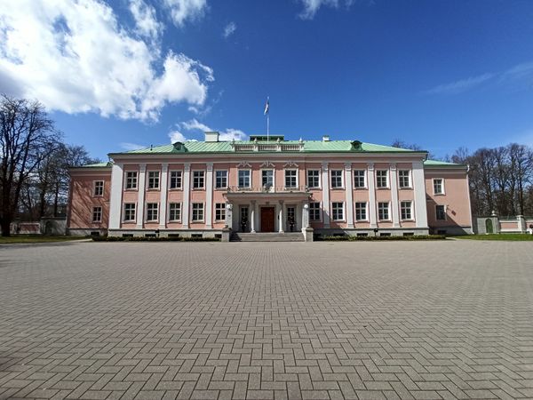 Barockes Schloss mit Kunstschätzen