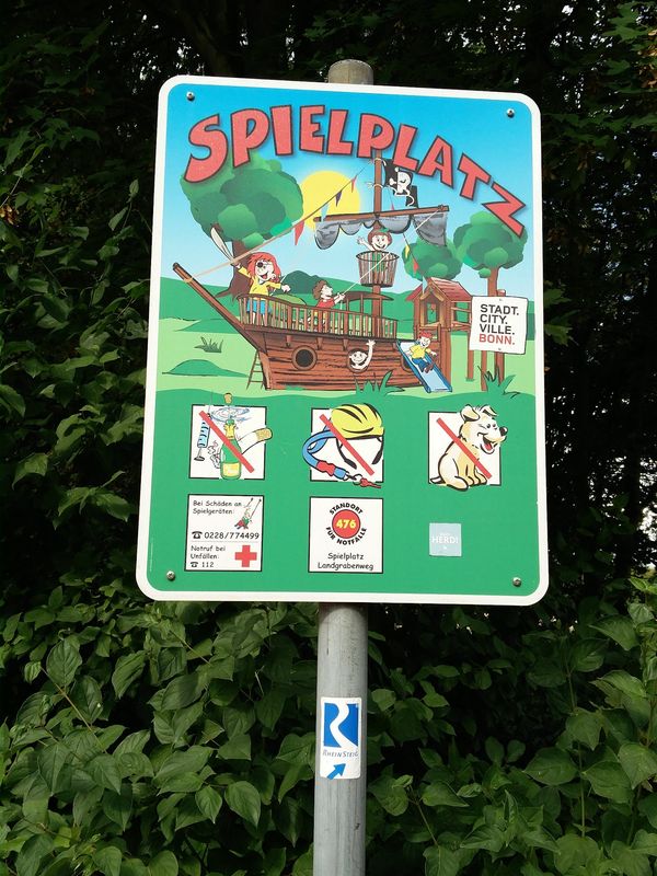 Spiel und Spaß für Kinder am Rhein