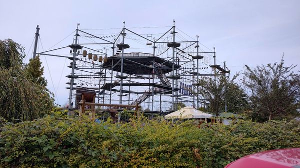 Abenteuer im Hochseilgarten